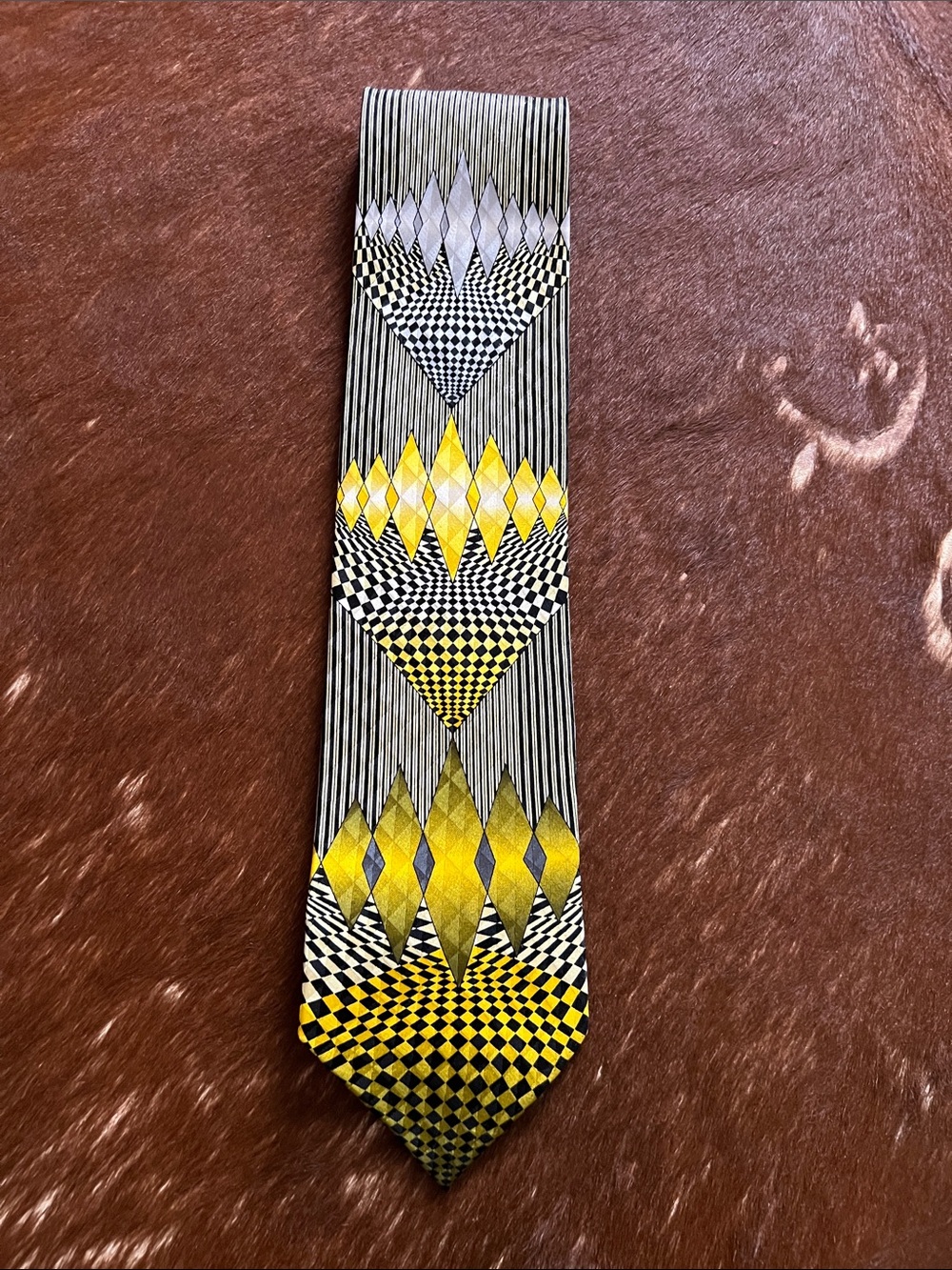 Vintage Enrico Capucci handmade necktie, Made in Korea, 100% silk